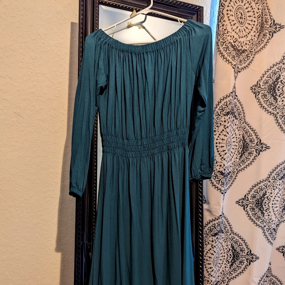 Ann Taylor off shoulder dress